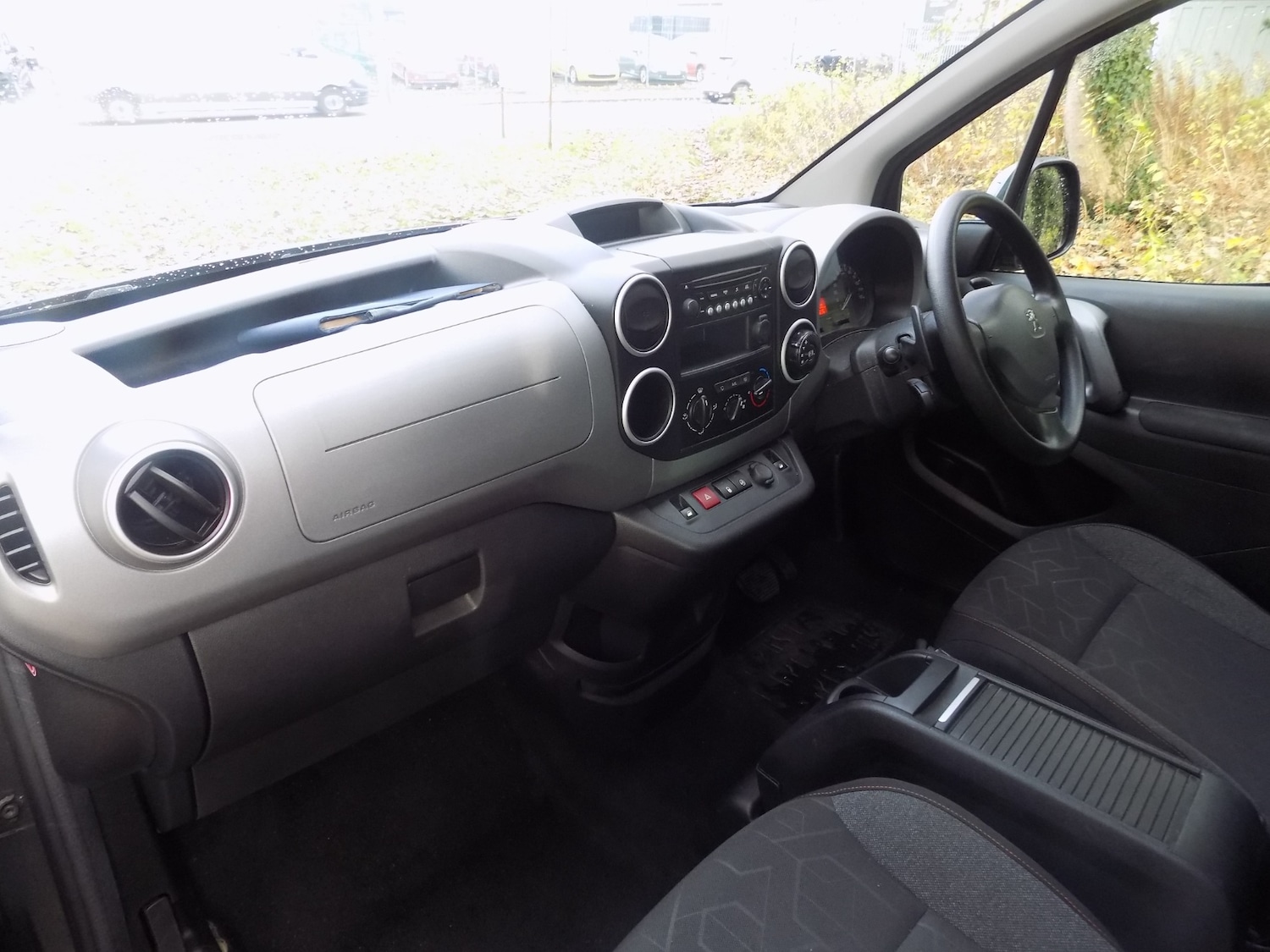 Used Peugeot Partner Tepee 2018 for sale - 76464020: Photo 20