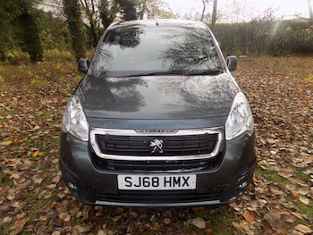 Used Peugeot Partner Tepee 2018 for sale - 76464020: Photo