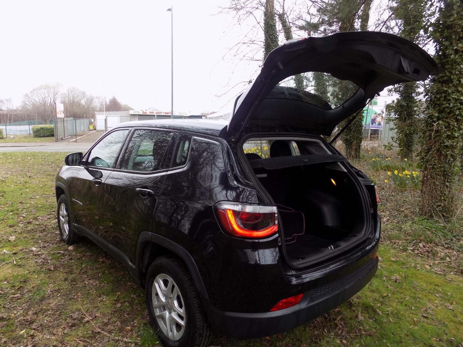 Used Jeep Compass 2018 for sale - 77996990: Photo 29