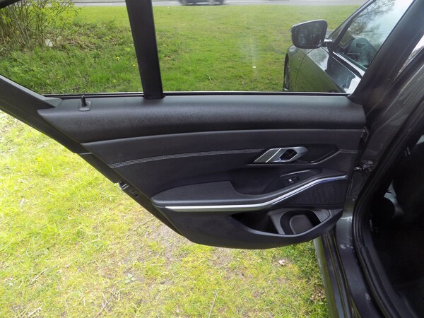 Used BMW 3 Series 2021 for sale - 74468122: Photo 25