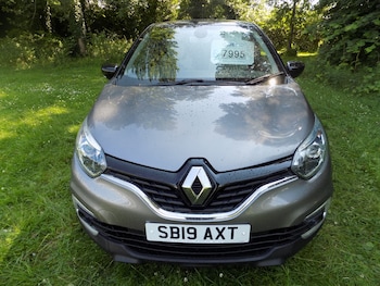 Used Renault Captur 2019 for sale - 79230450: Photo