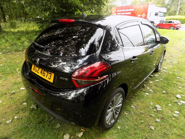 Used Peugeot 208 2015 for sale - 75501153: Photo 10
