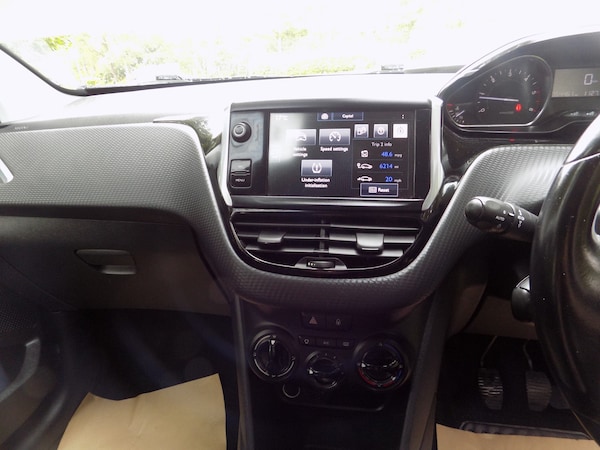Used Peugeot 208 2015 for sale - 75501153: Photo 18