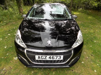 Used Peugeot 208 2015 for sale - 75501153: Photo