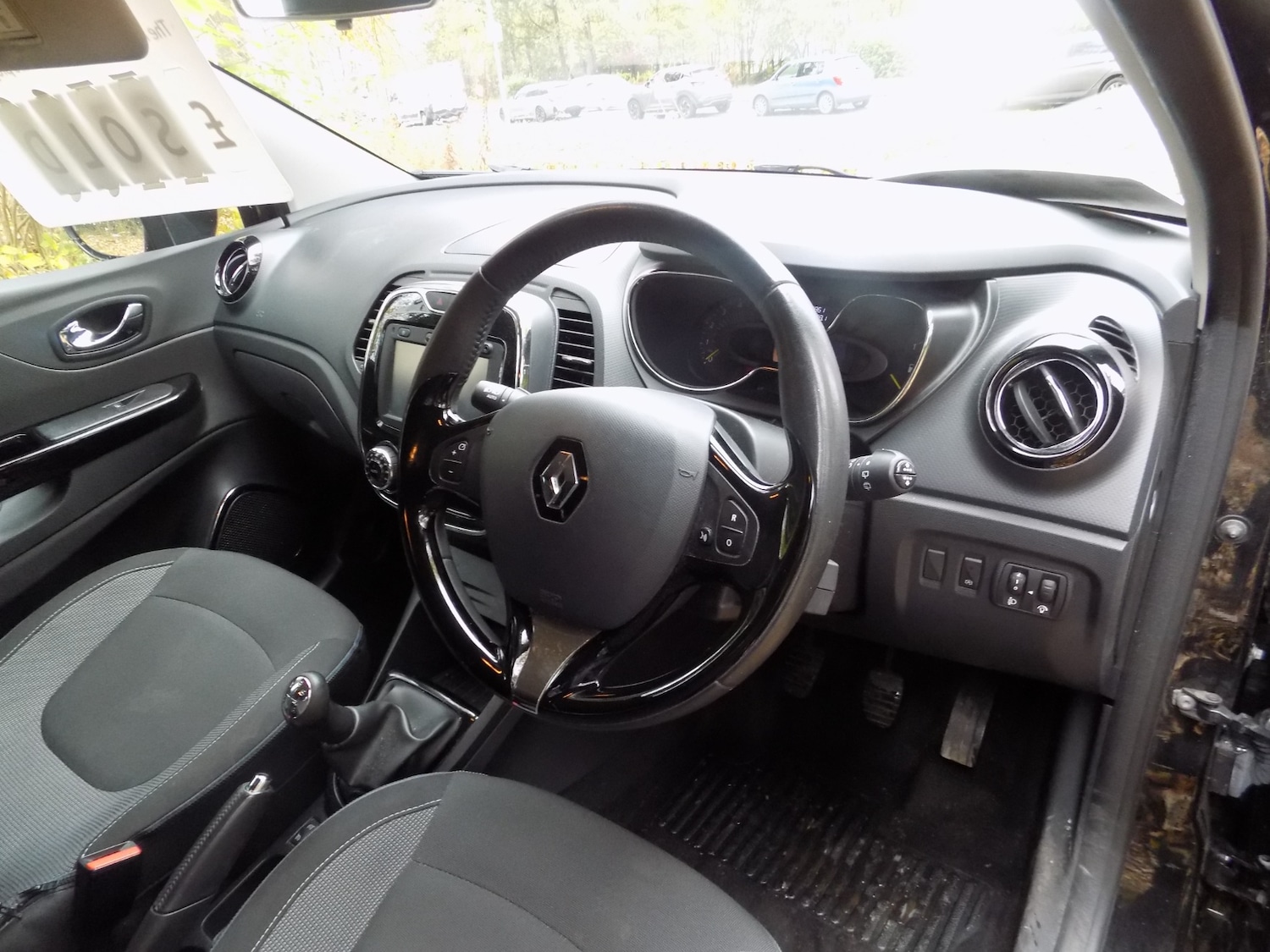 Used Renault Captur 2016 for sale - 76402372: Photo 15