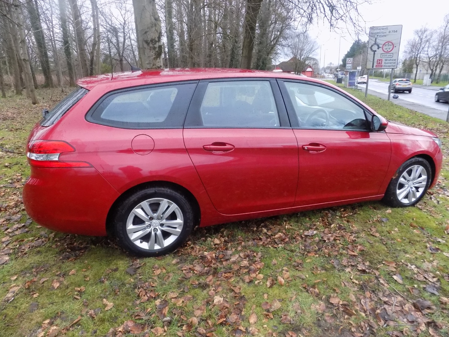 Used Peugeot 308 2015 for sale - 77650310: Photo 12