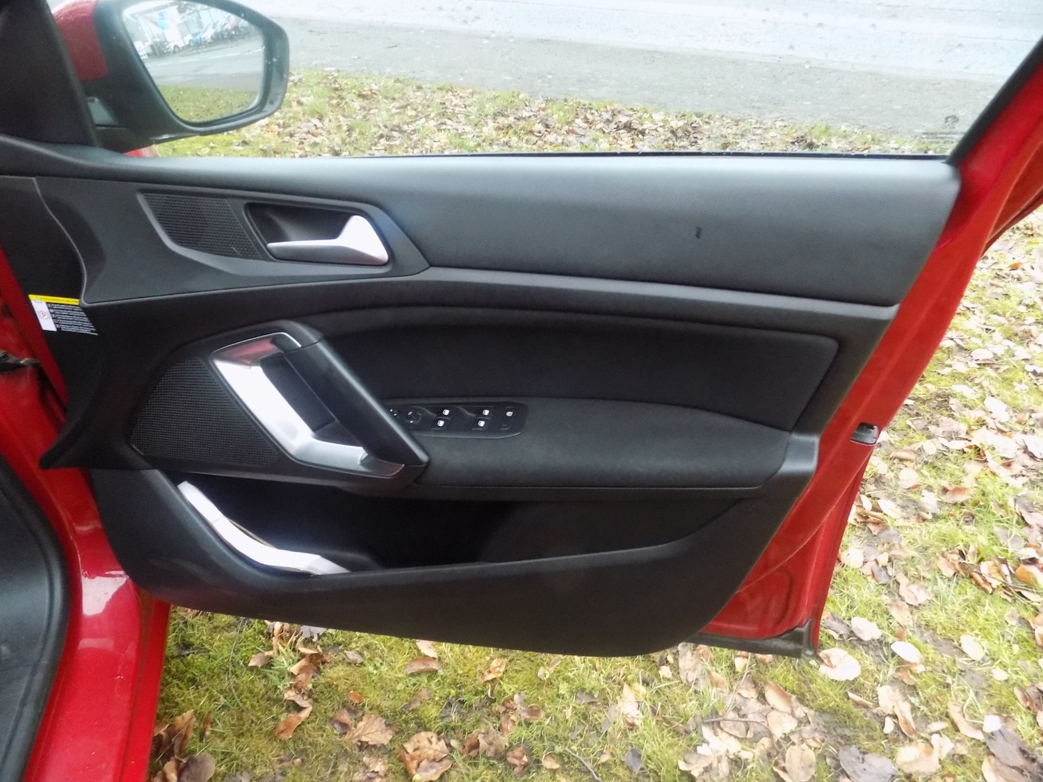 Used Peugeot 308 2015 for sale - 77650310: Photo 16