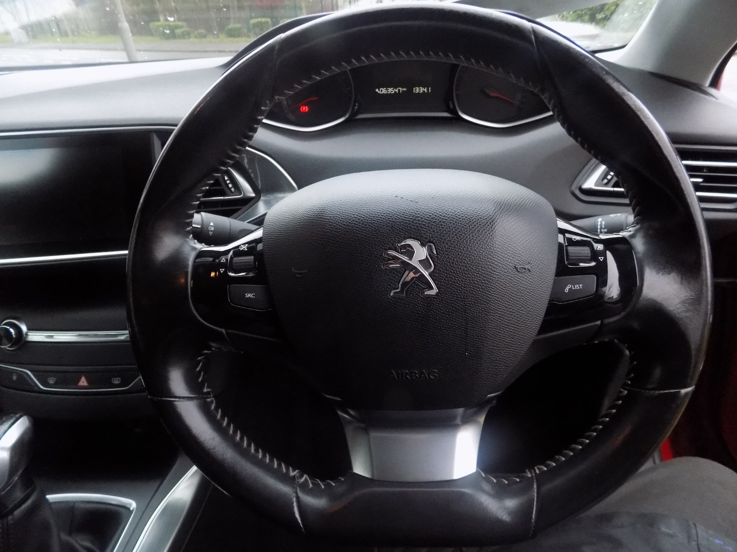 Used Peugeot 308 2015 for sale - 77650310: Photo 17