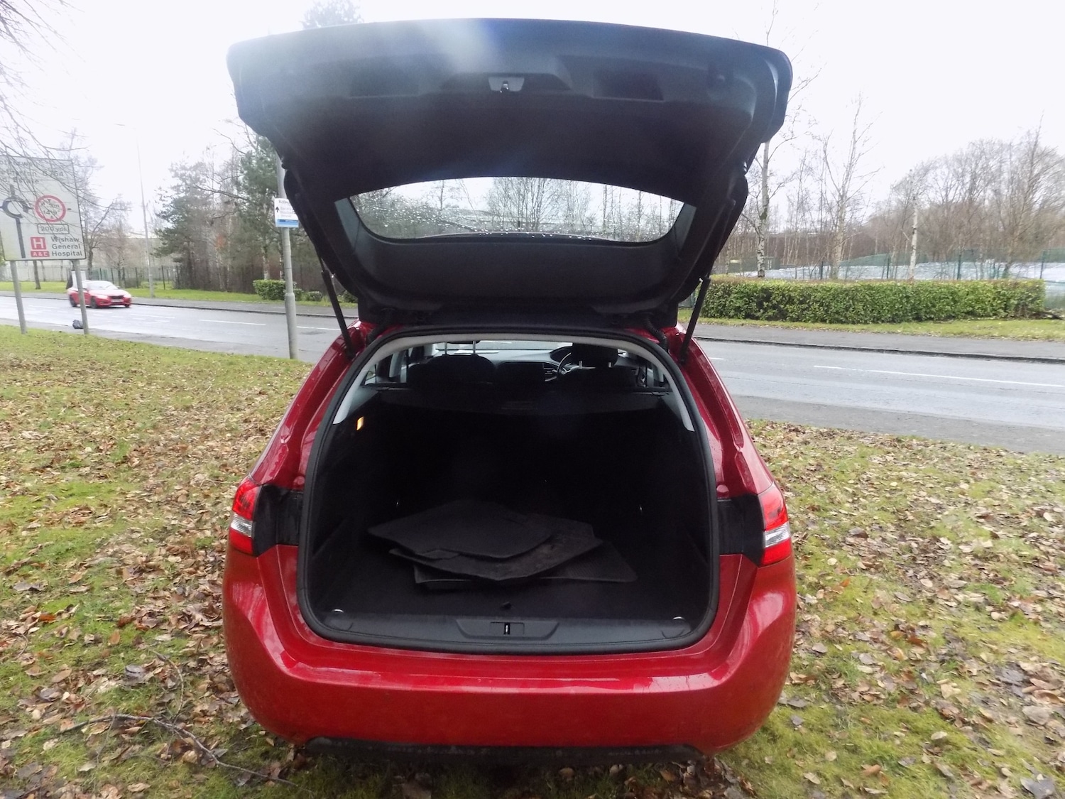 Used Peugeot 308 2015 for sale - 77650310: Photo 27