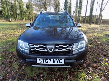 Used Dacia Duster 2018 for sale - 77195554: Photo