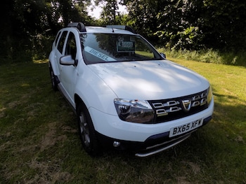 Used Dacia Duster 2015 for sale - 79228353: Photo