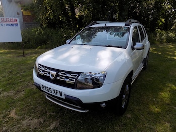 Used Dacia Duster 2015 for sale - 79228353: Photo