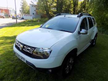 Used Dacia Duster 2015 for sale - 74634595: Photo