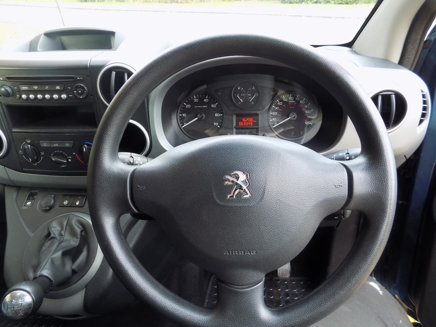Used Peugeot Partner Tepee 2016 for sale - 76353695: Photo 17