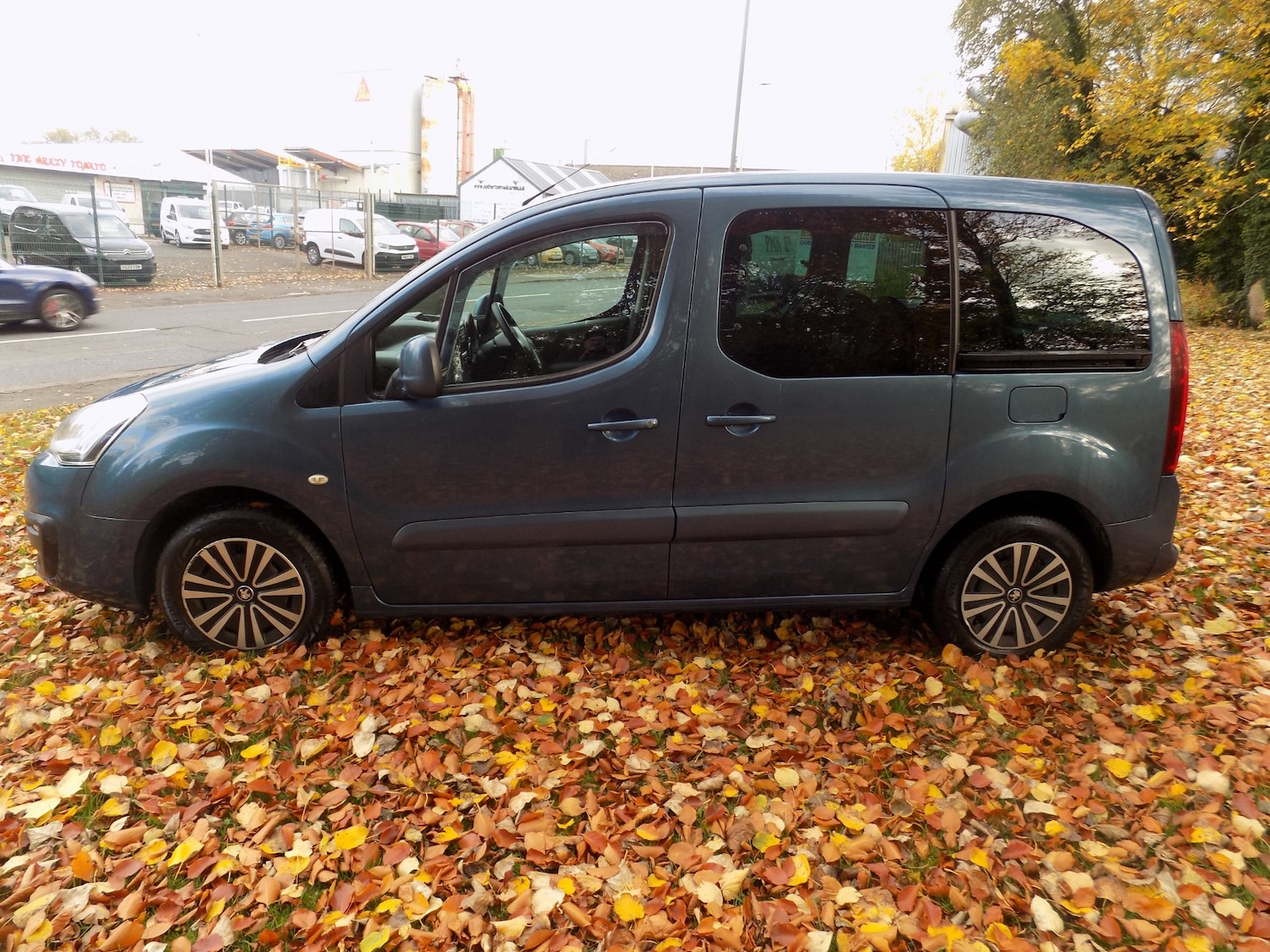 Used Peugeot Partner Tepee 2016 for sale - 76353695: Photo 6