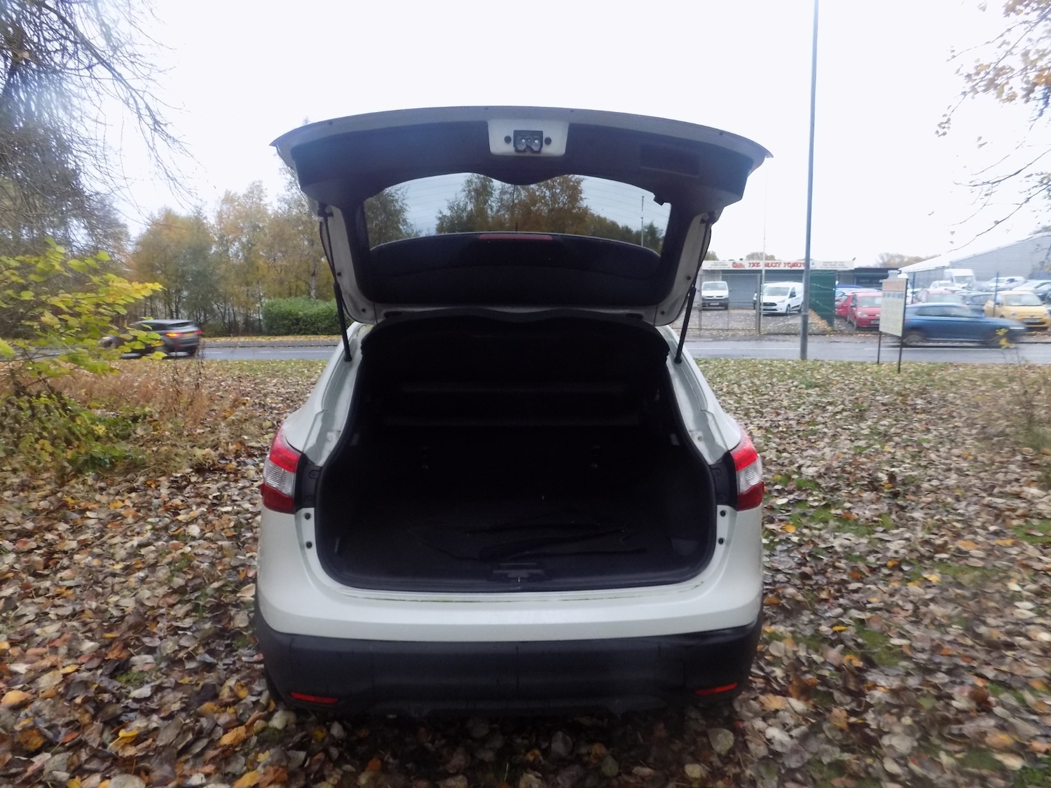 Used Nissan Qashqai 2016 for sale - 76461392: Photo 28