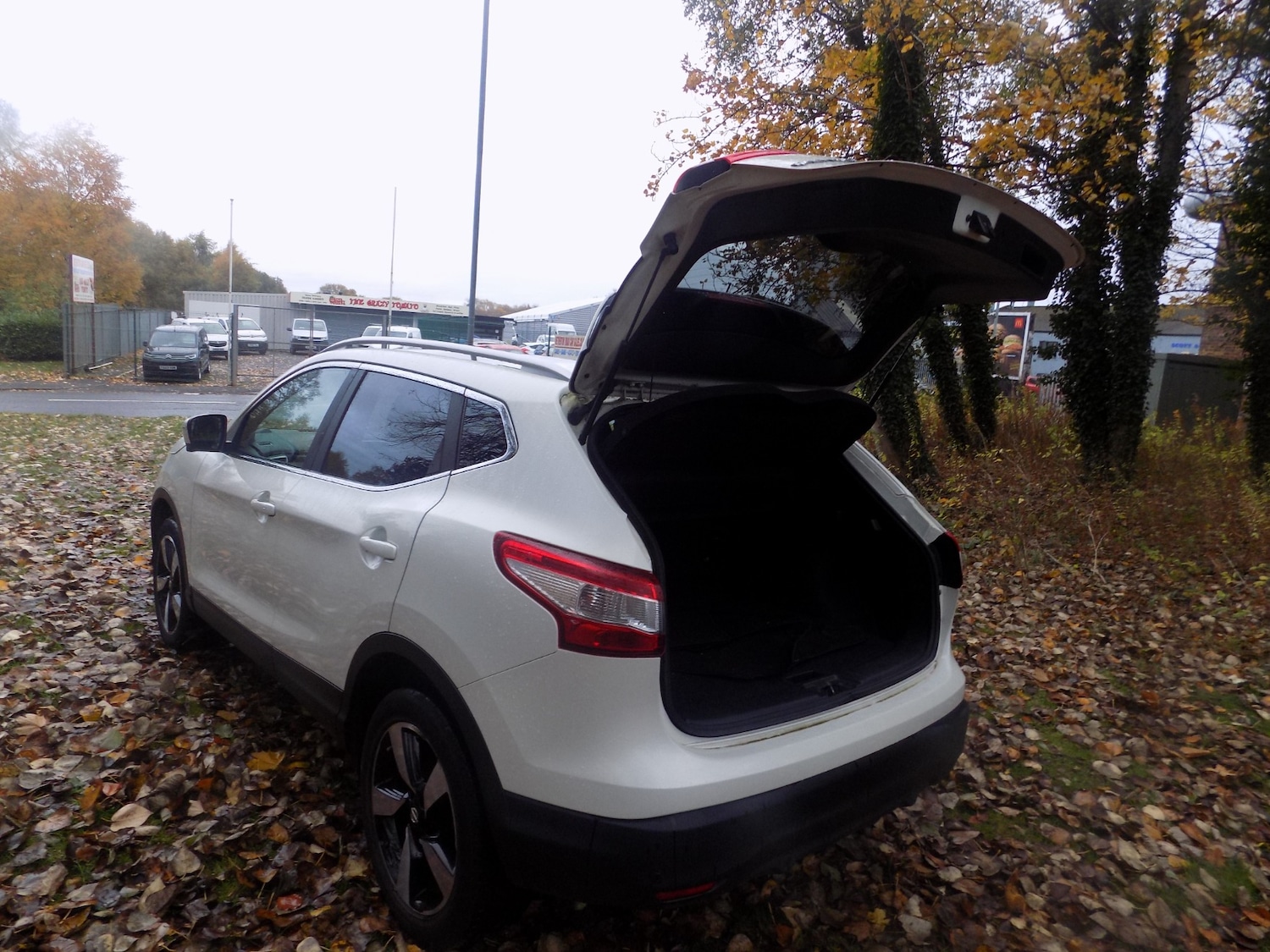 Used Nissan Qashqai 2016 for sale - 76461392: Photo 29
