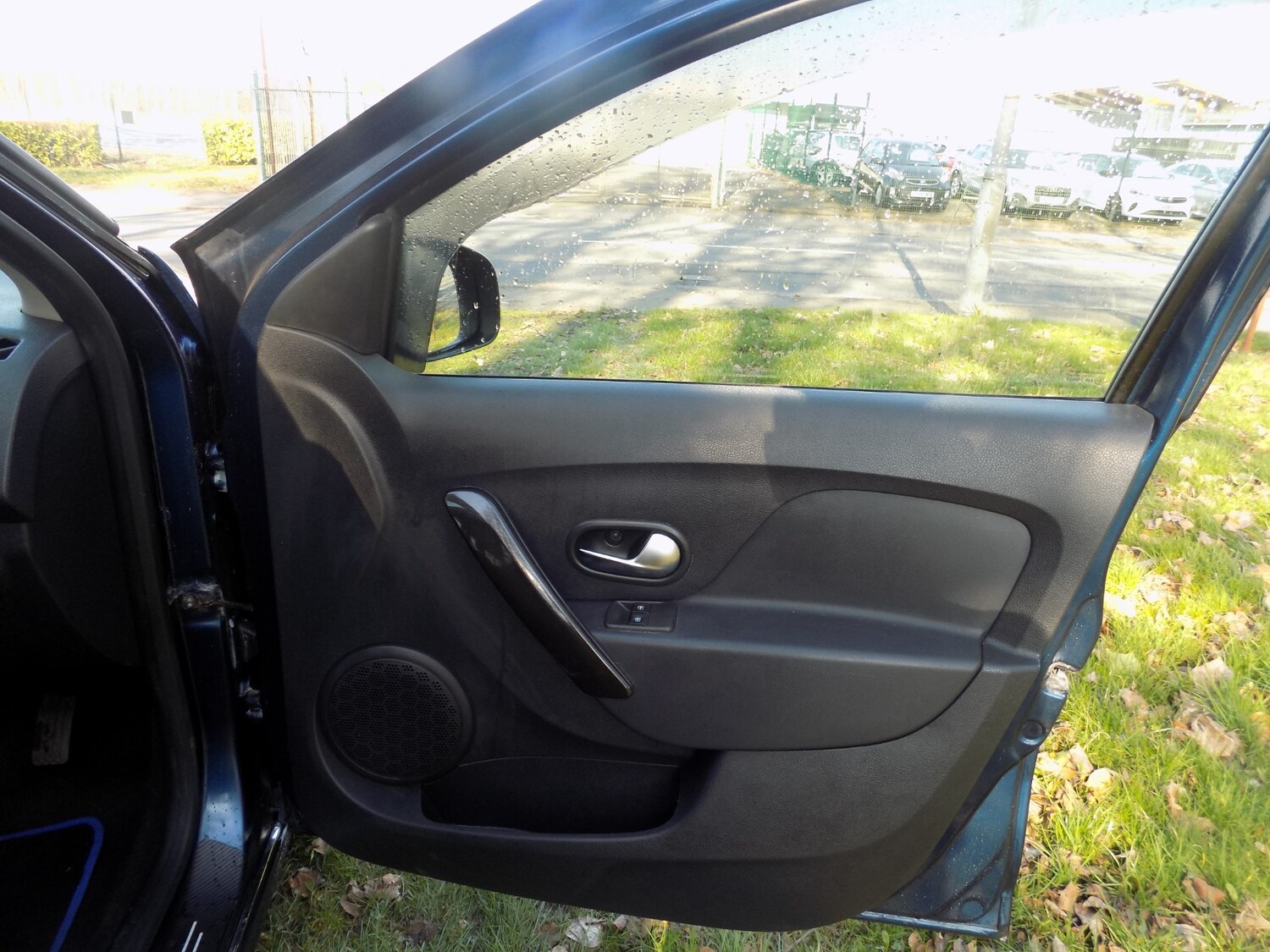 Used Dacia Sandero 2017 for sale - 77965306: Photo 21