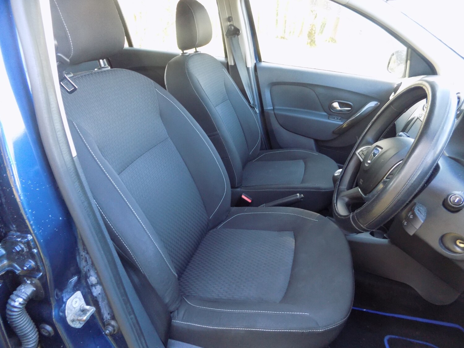 Used Dacia Sandero 2017 for sale - 77965306: Photo 23