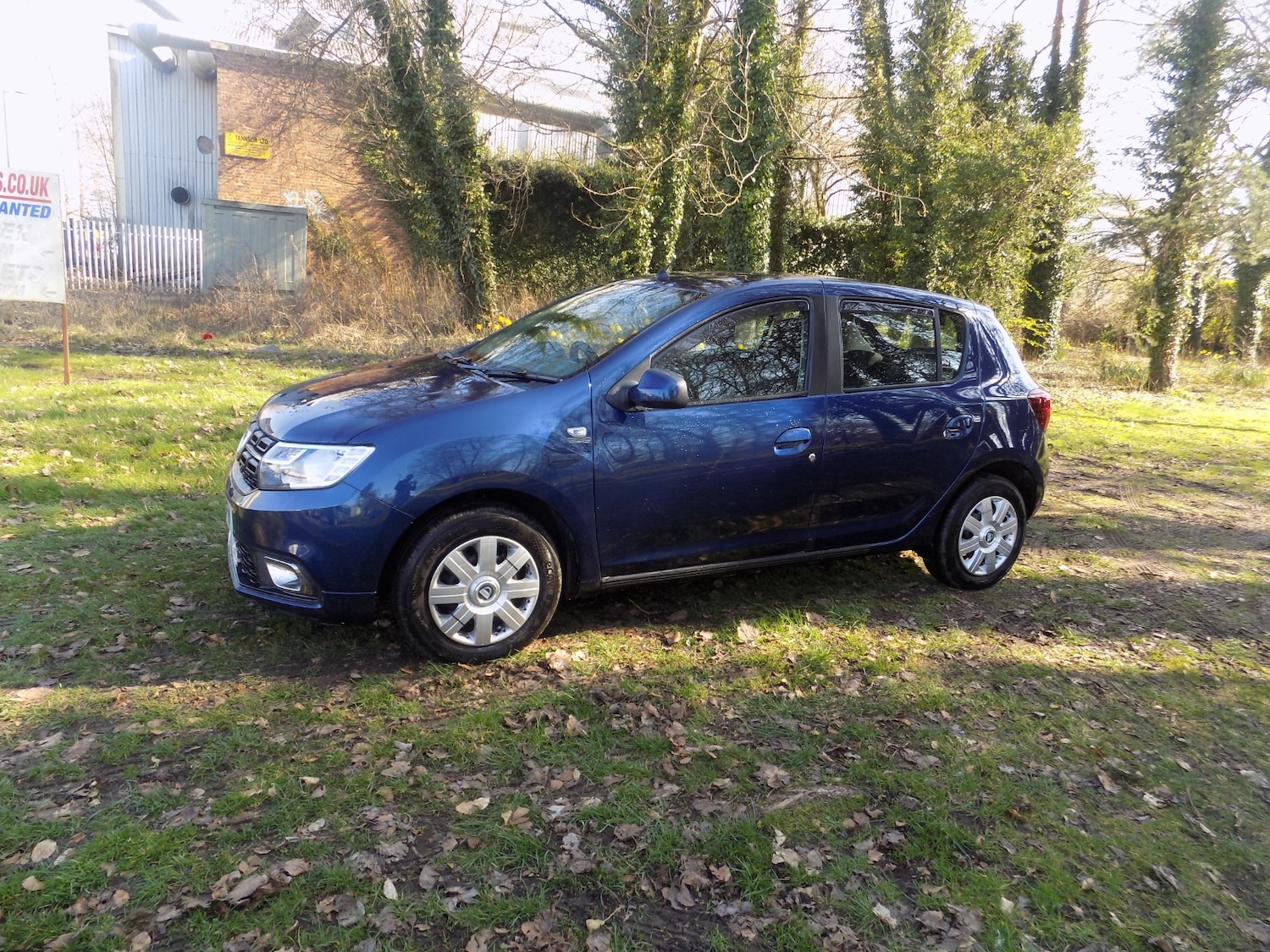 Used Dacia Sandero 2017 for sale - 77965306: Photo 7