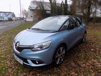 Used Renault Scenic 2017 for sale - 77650587: Photo