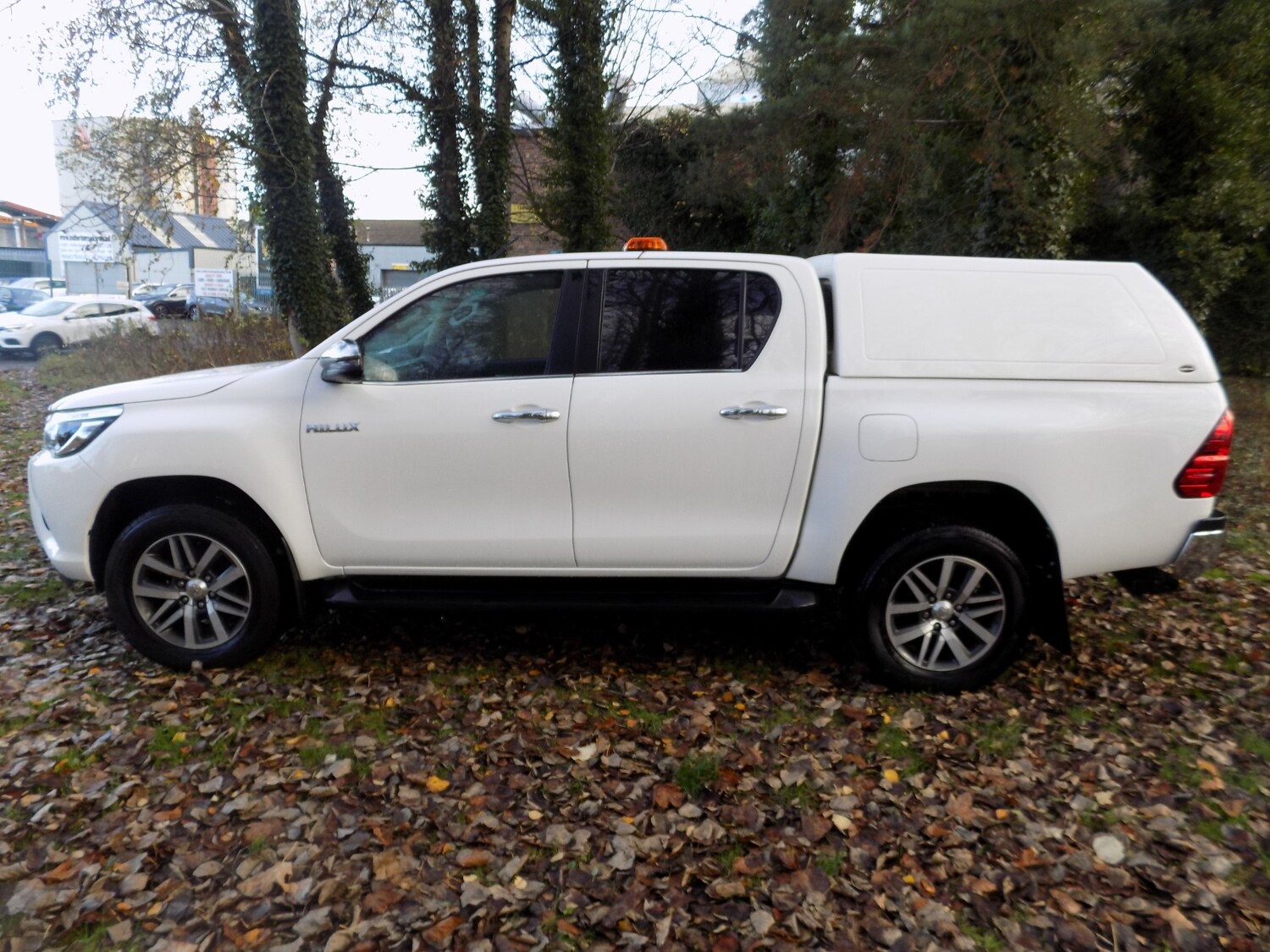 Used Toyota Hilux 2018 for sale - 74314125: Photo 45
