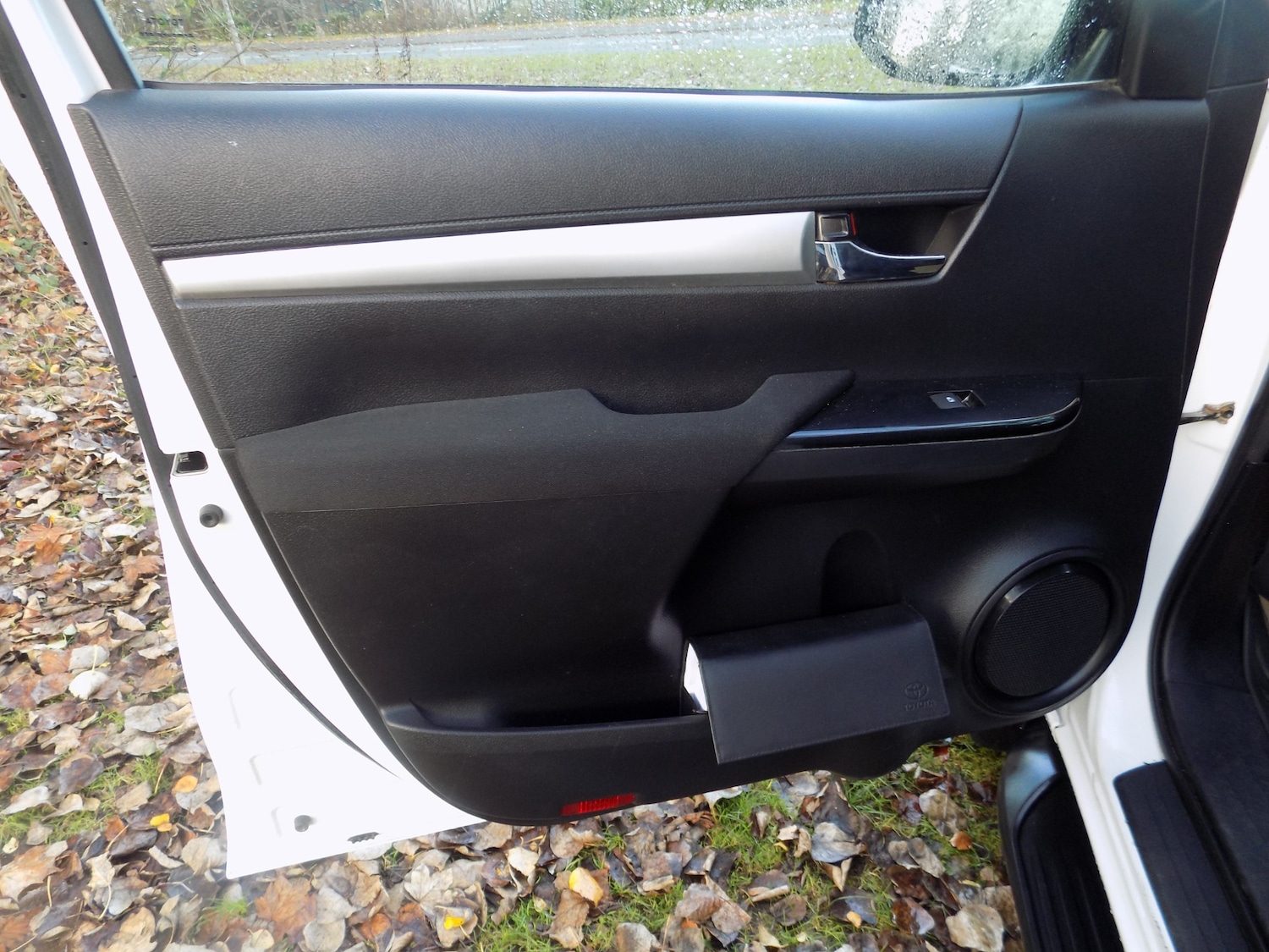 Used Toyota Hilux 2018 for sale - 74314125: Photo 90