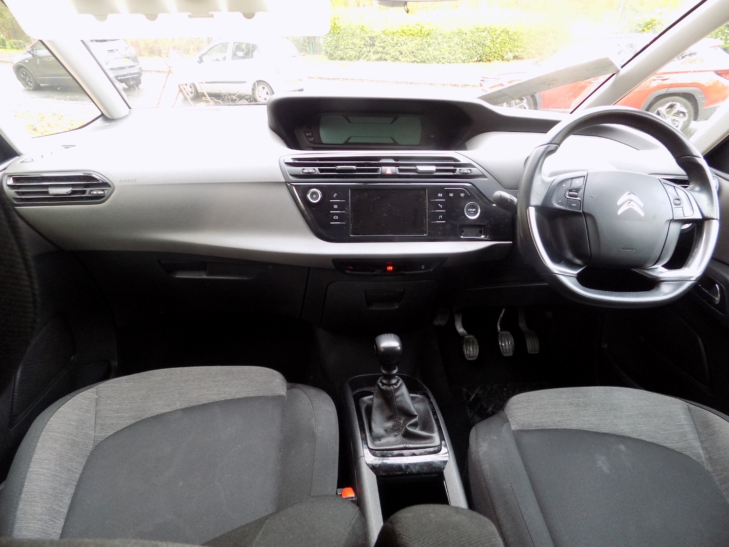 Used Citroen C4 Grand Picasso 2018 for sale - 76402229: Photo 24