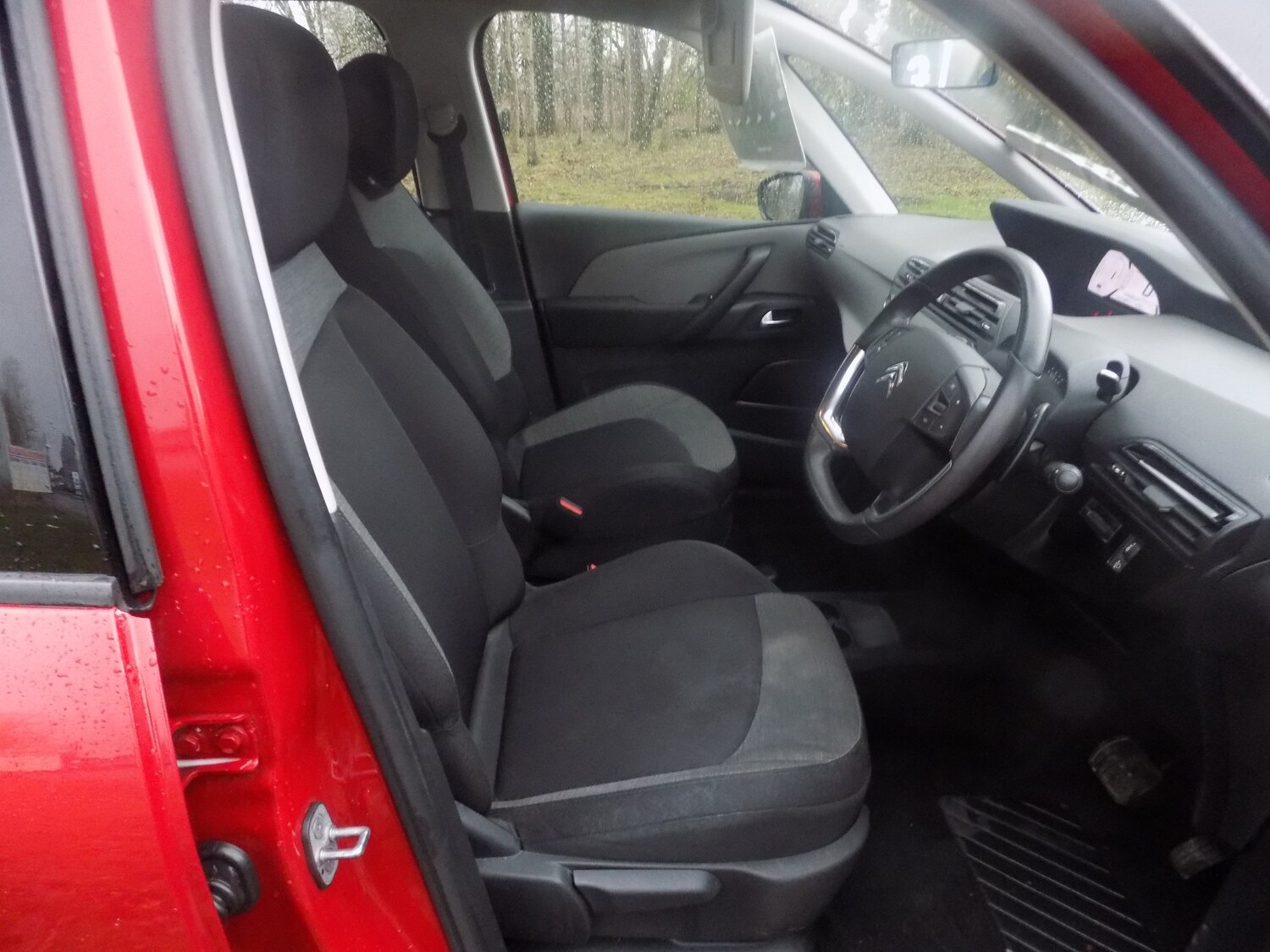 Used Citroen Grand C4 Picasso 2015 for sale - 77873347: Photo 15