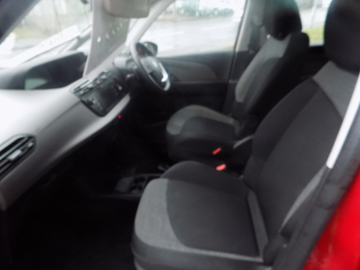 Used Citroen Grand C4 Picasso 2015 for sale - 77873347: Photo 21