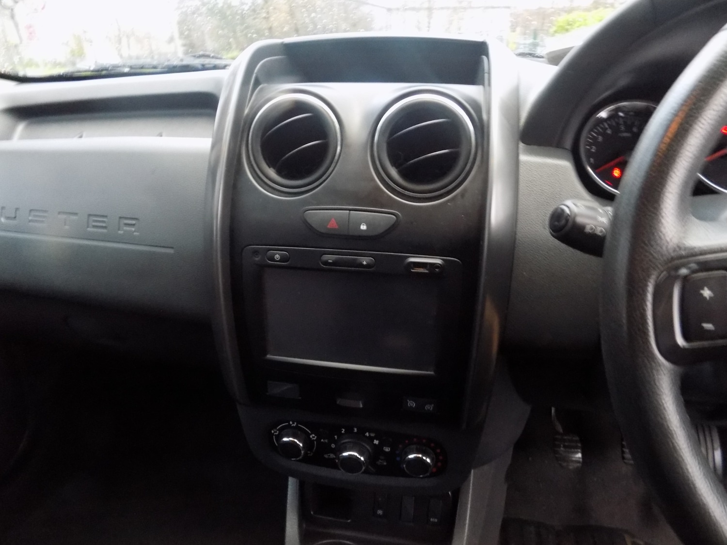 Used Dacia Duster 2016 for sale - 76893210: Photo 19