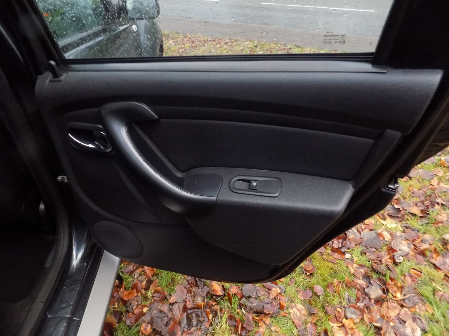 Used Dacia Duster 2016 for sale - 76893210: Photo 21