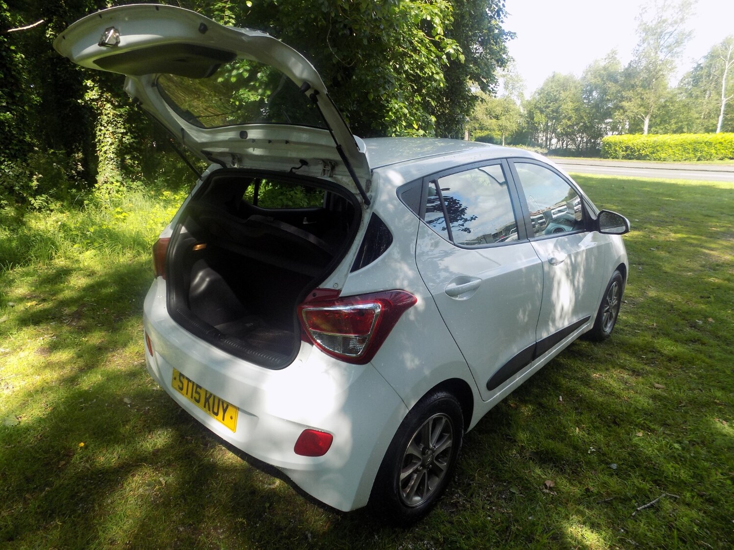 Vehicle 28