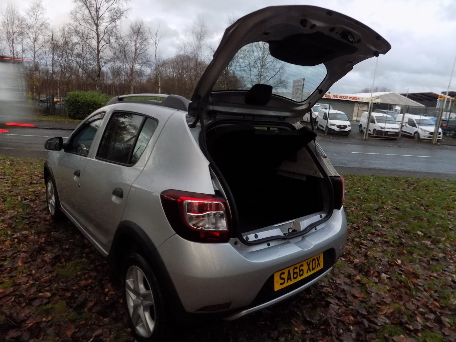 Used Dacia Sandero Stepway 2016 for sale - 76879651: Photo 28