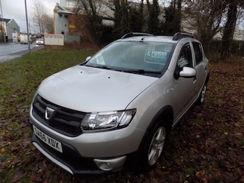 Used Dacia Sandero Stepway 2016 for sale - 76879651: Photo