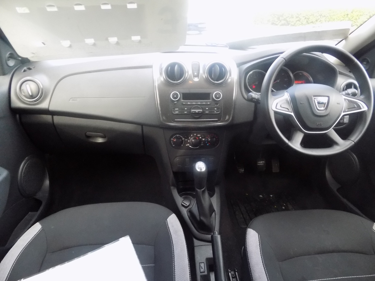 Used Dacia Sandero Stepway 2017 for sale - 77873363: Photo 28