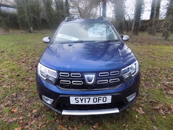 Used Dacia Sandero Stepway 2017 for sale - 77873363: Photo