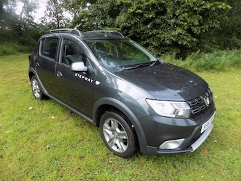 Used Dacia Sandero Stepway 2018 for sale - 79340786: Photo