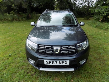 Used Dacia Sandero Stepway 2018 for sale - 79340786: Photo