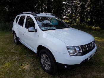 Used Dacia Duster 2017 for sale - 79218033: Photo