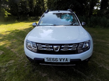 Used Dacia Duster 2017 for sale - 79218033: Photo