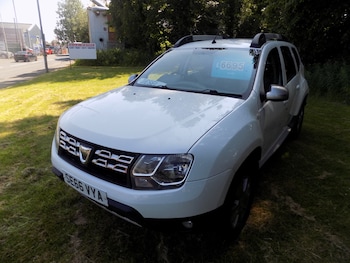 Used Dacia Duster 2017 for sale - 79218033: Photo