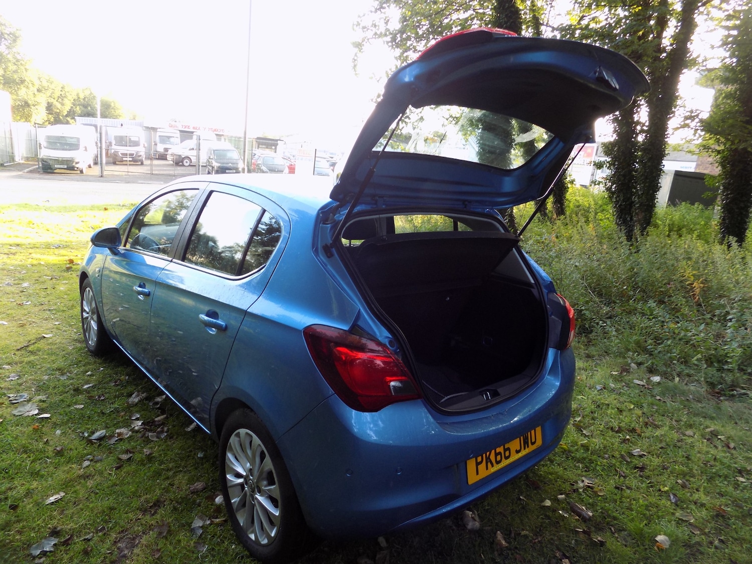 Vehicle 28