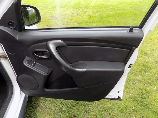 Used Dacia Duster 2017 for sale - 75405812: Photo 15