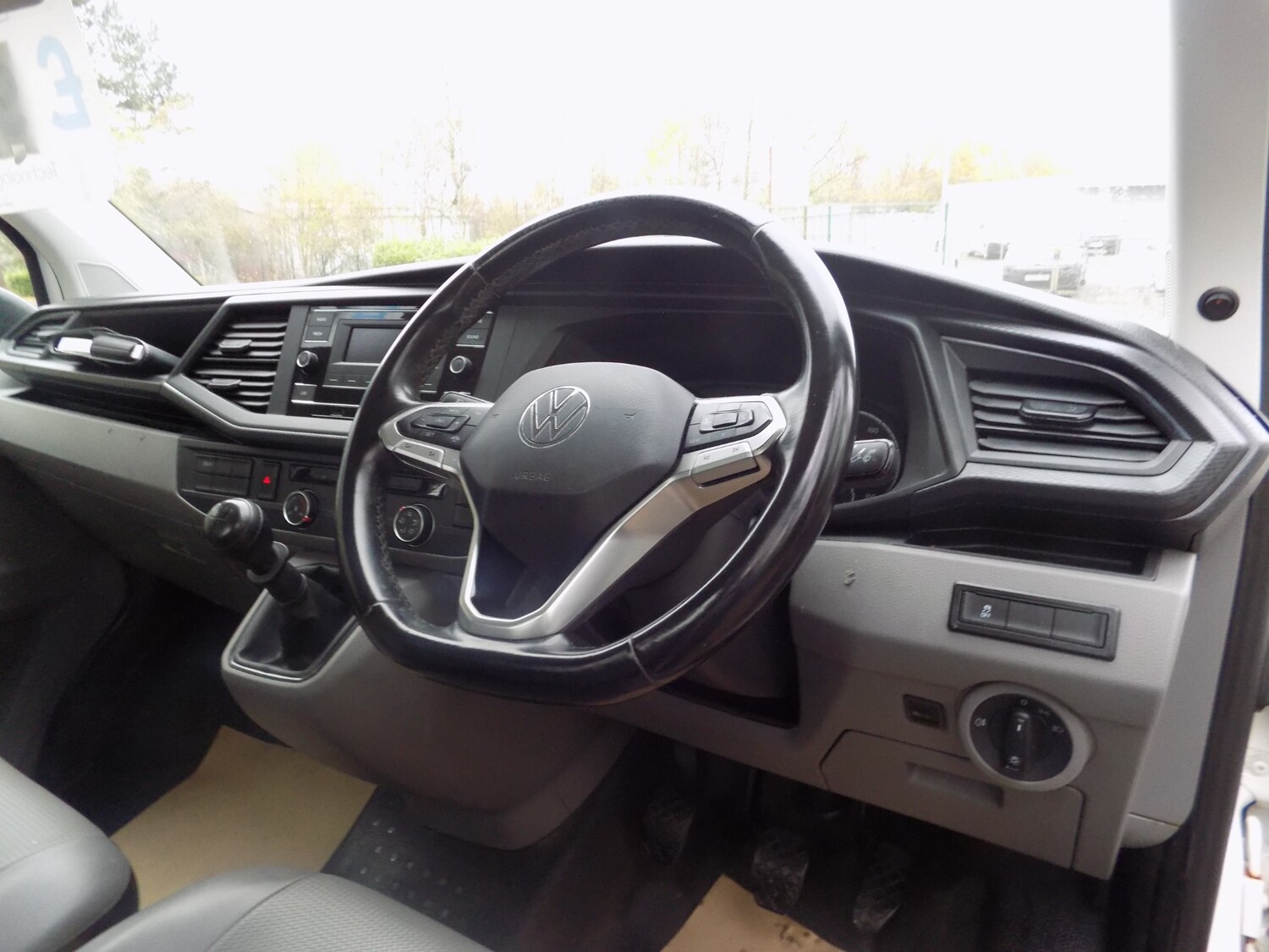 Used Volkswagen Transporter 2022 for sale - 76461631: Photo 25