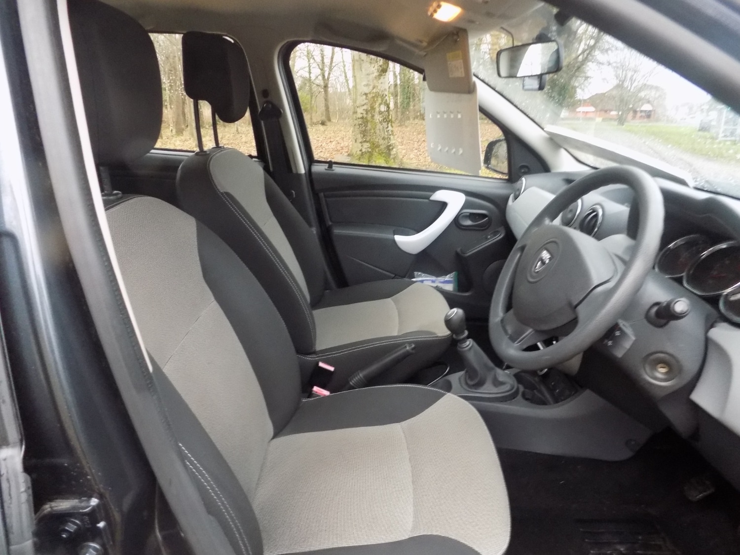 Used Dacia Duster 2015 for sale - 76904749: Photo 16