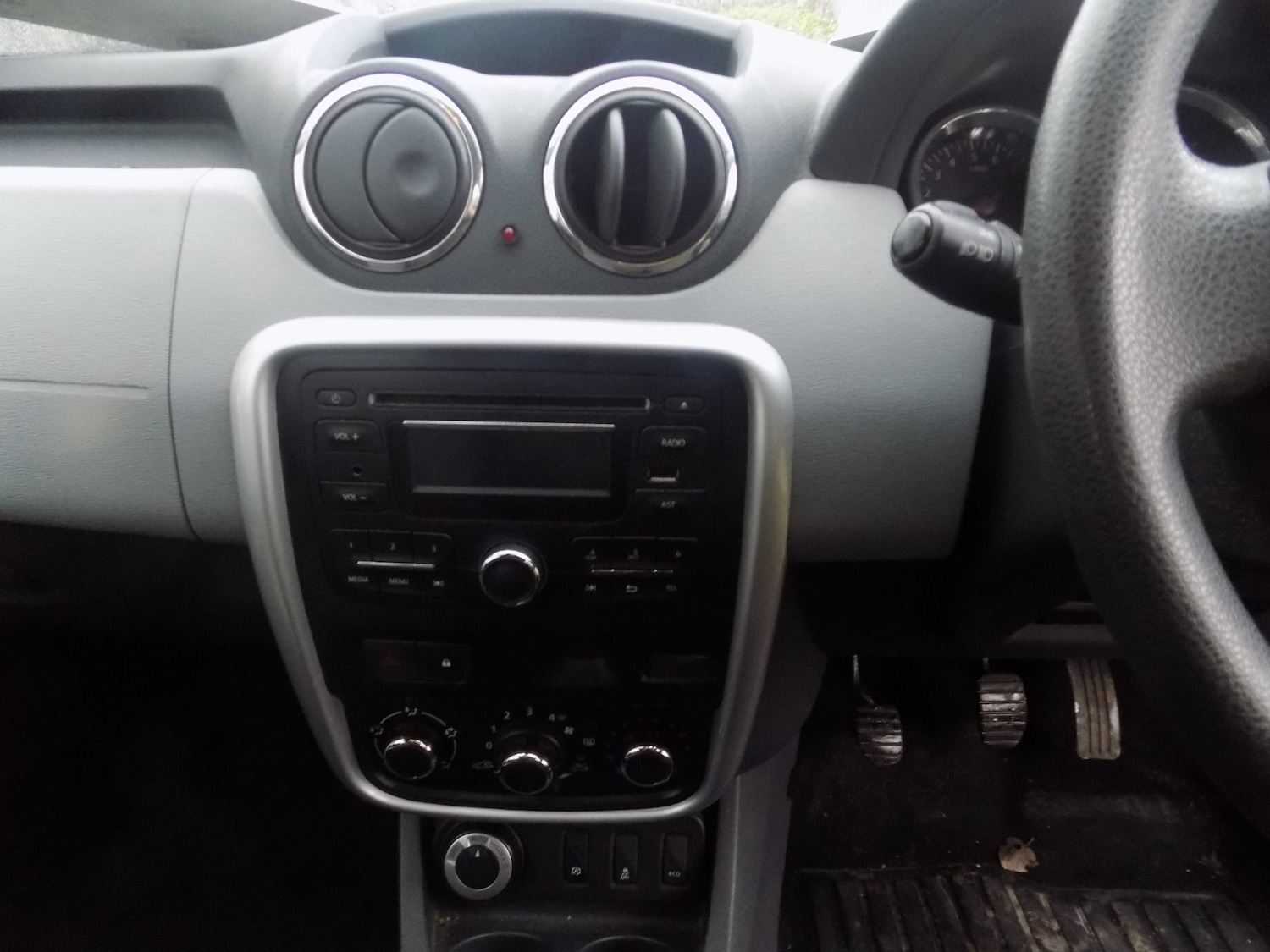 Used Dacia Duster 2015 for sale - 76904749: Photo 19