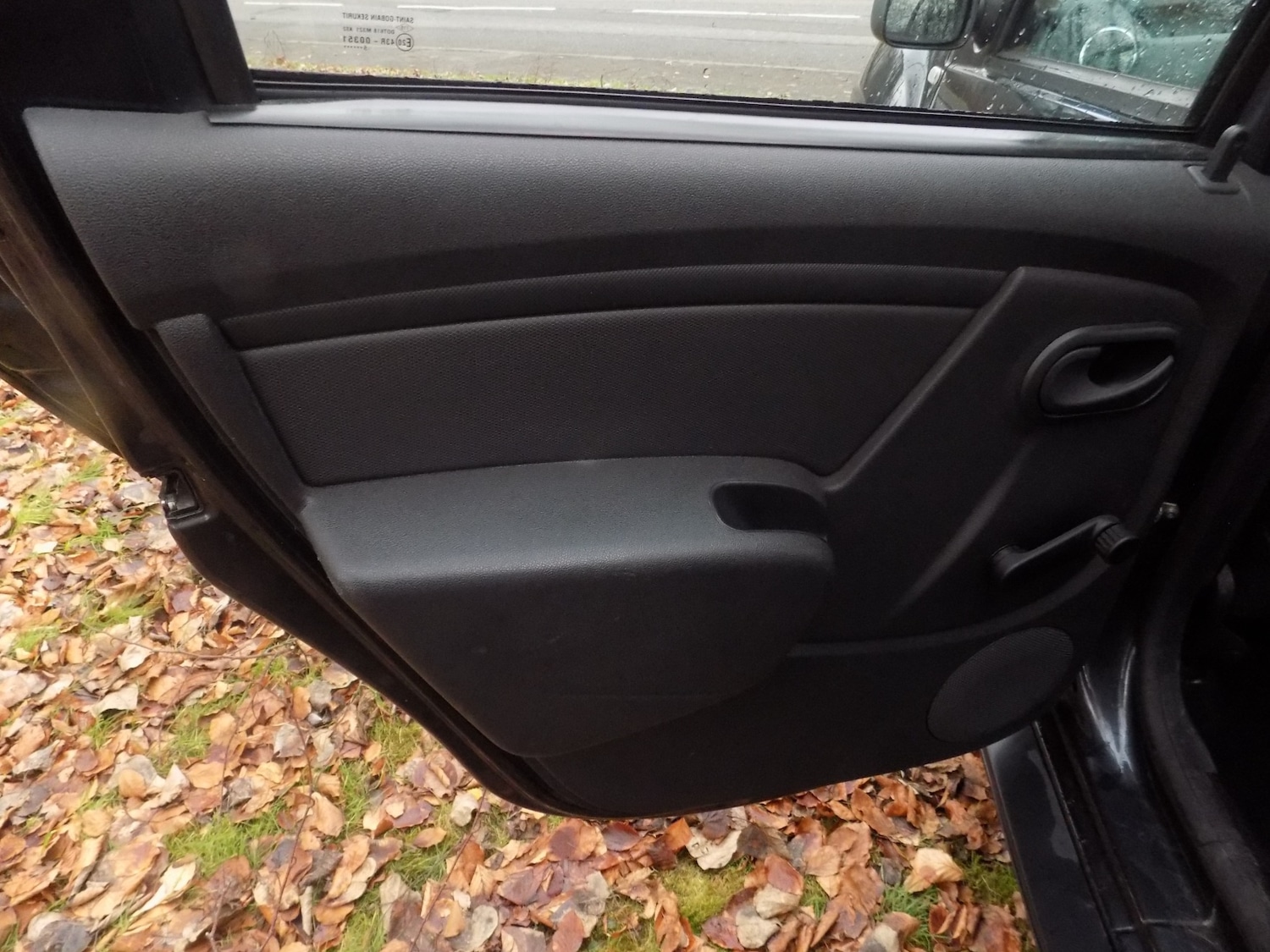 Used Dacia Duster 2015 for sale - 76904749: Photo 26