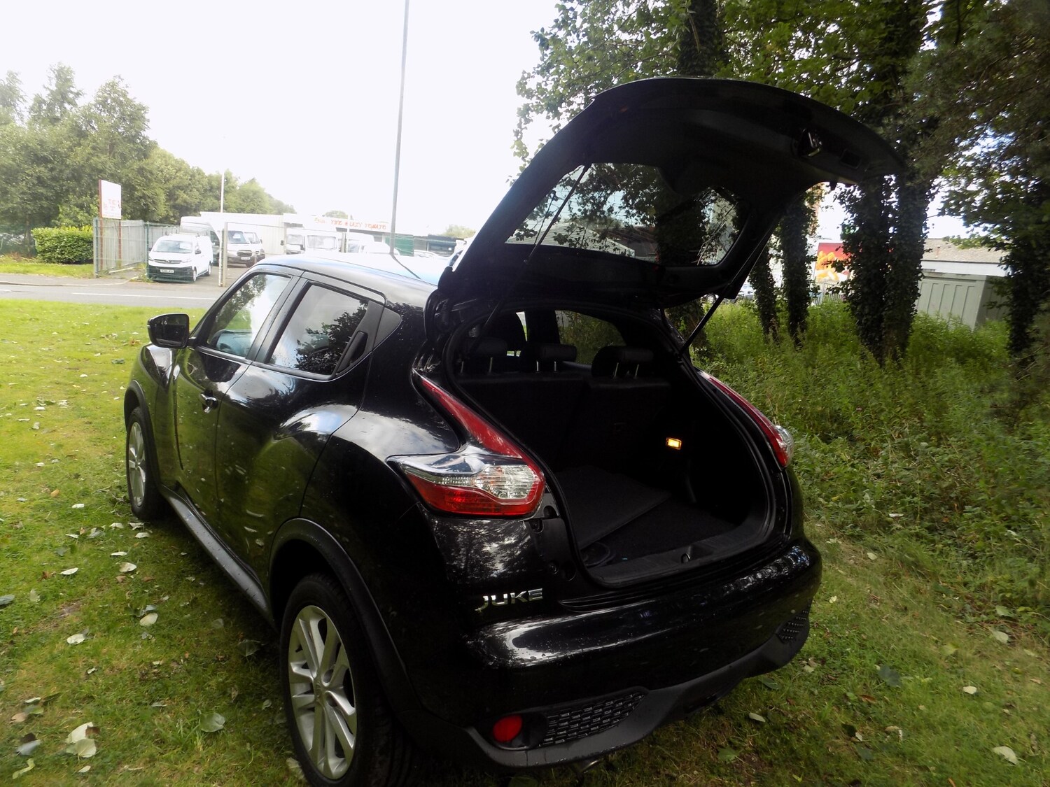 Vehicle 28
