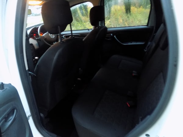 Used Dacia Duster 2015 for sale - 76329601: Photo 24